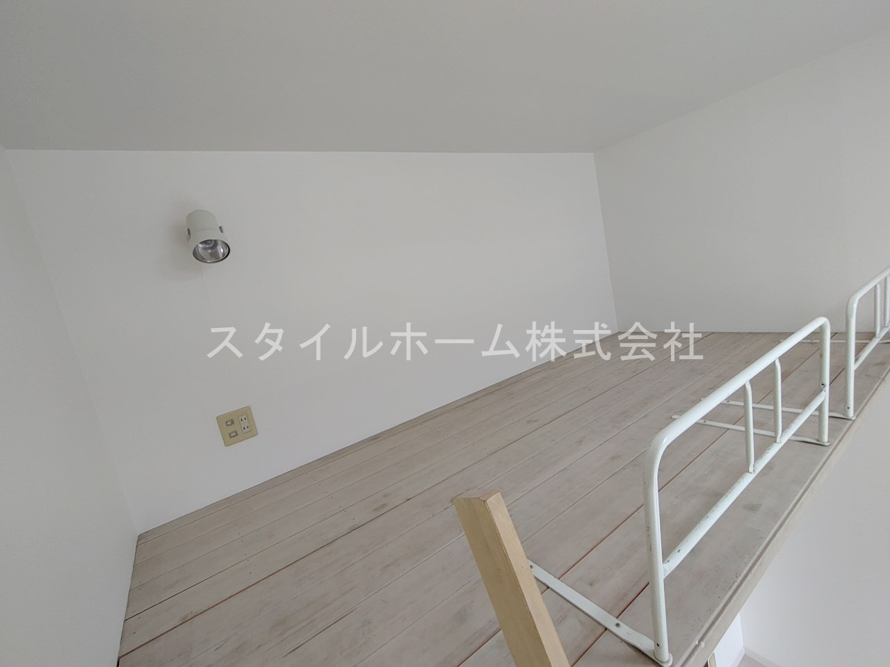 ウイングコート羽根井の内装|別部屋写真です。