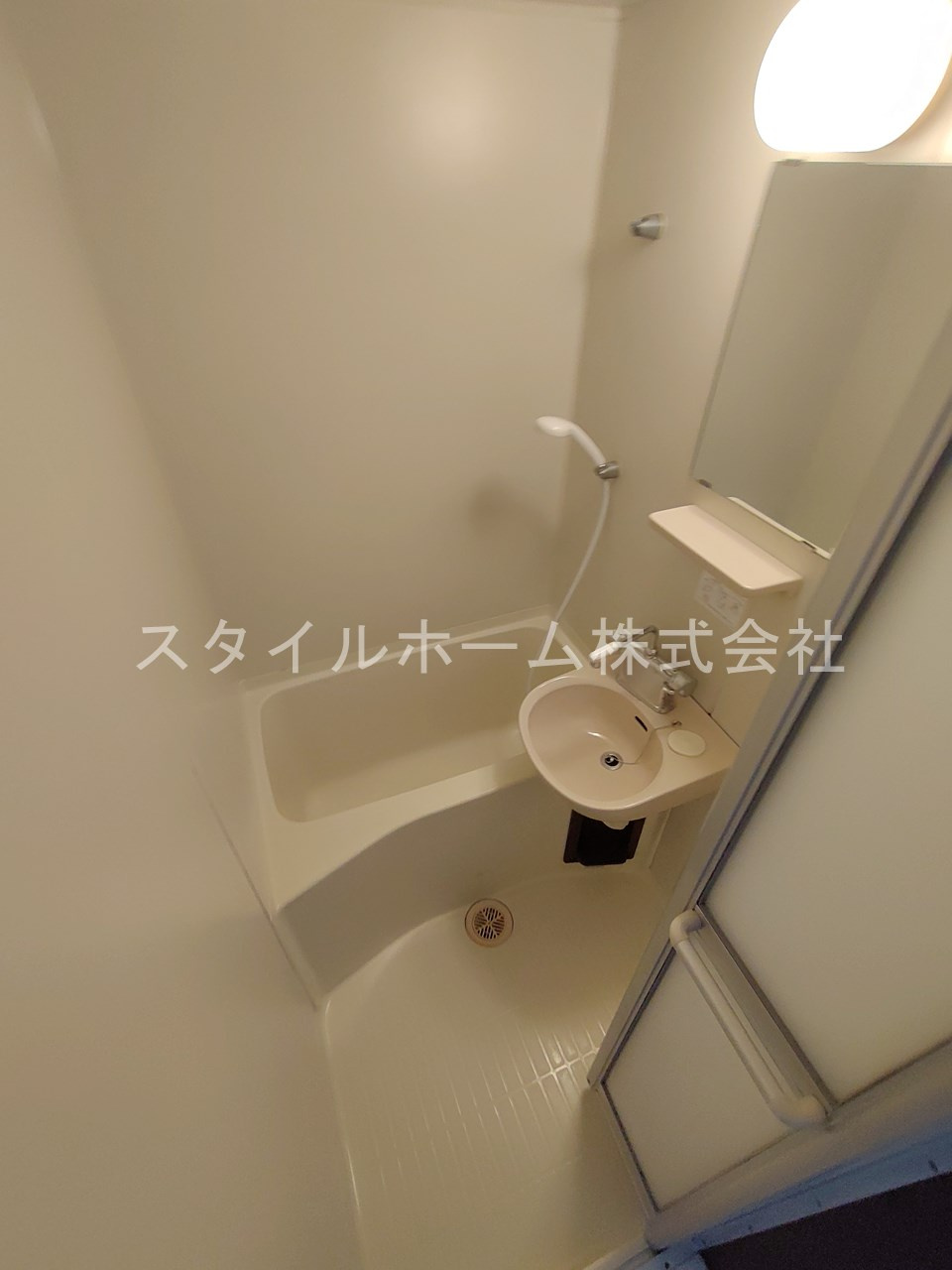 ウイングコート羽根井の浴室|別部屋写真です。