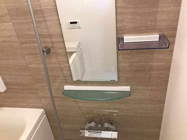 シャルールのシャワールーム