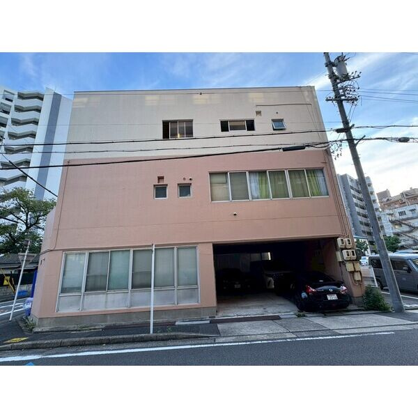 川出ビル
