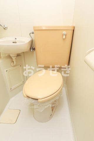 スカイコート西横浜第６のトイレ|※別部屋参考写真