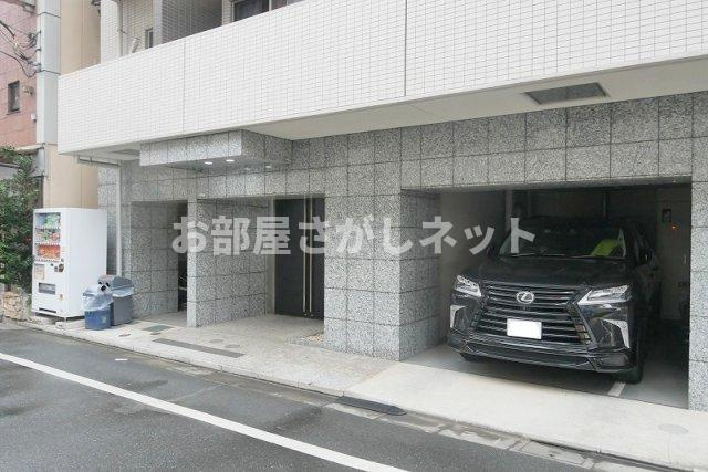 パティーナ新板橋【おとり物件なし】#学生・社会人にオススメ！初期費用分割払いOK！の駐車場