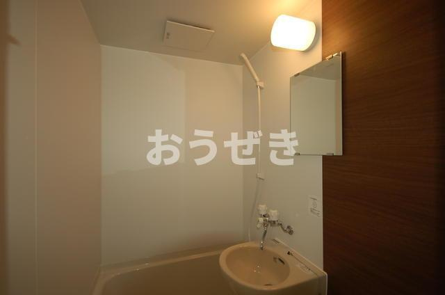 リバーサイド滝頭Ｂ棟の浴室