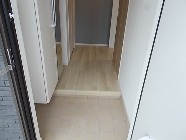 シンプルで使いやすい玄関です