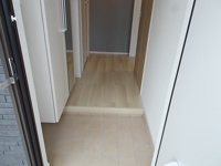 シンプルで使いやすい玄関です