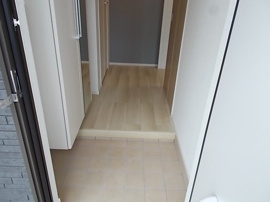 シンプルで使いやすい玄関です