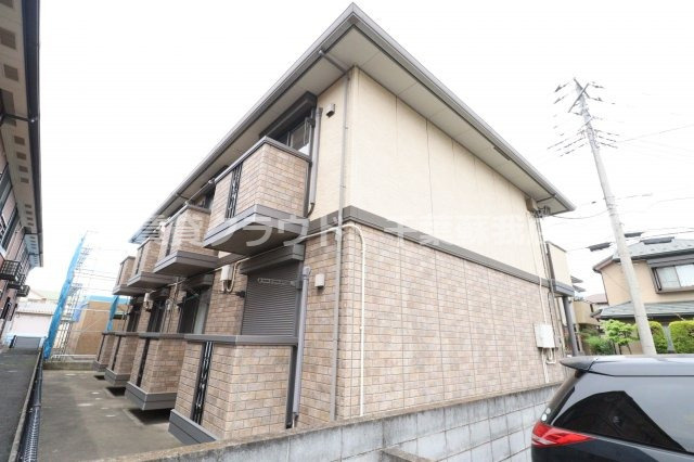 モナリエ稲成町の外観|落ち着いた色合いの外観♪