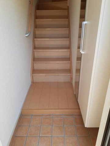 明るい玄関です