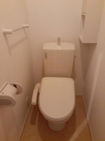 コンパクトで使いやすいトイレです