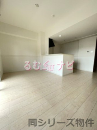 福岡市博多区諸岡２丁目の賃貸マンションの居間・リビング