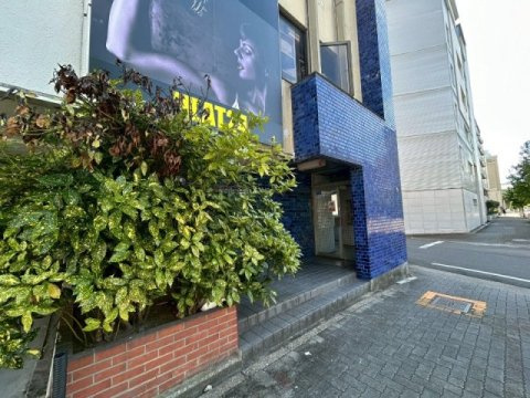 神谷BLDのエントランス