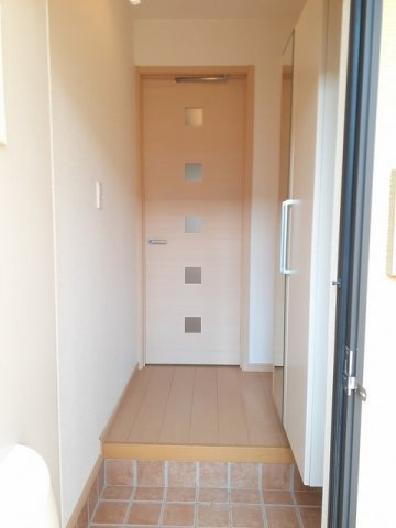 毎日通る玄関はこちらです