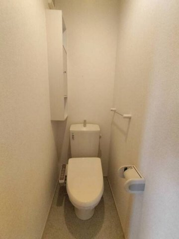 プリート　カーサのトイレ|落ち着いた色調のトイレです