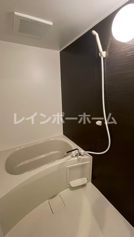 メルキオール ドゥエの浴室