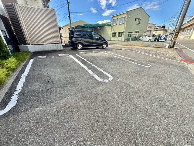 ブルーベルの駐車場