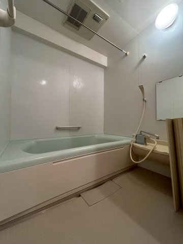 イーストキューブの浴室