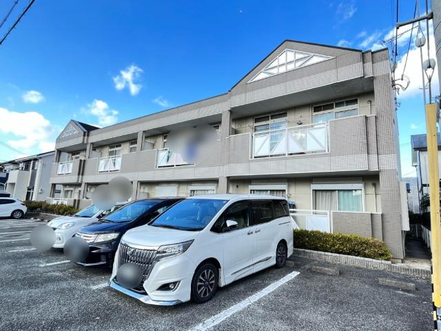 グランドールＦの駐車場|外観写真（昼）