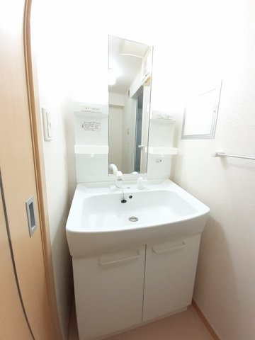 ボヌールの洗面所|コンパクトで使いやすい洗面所