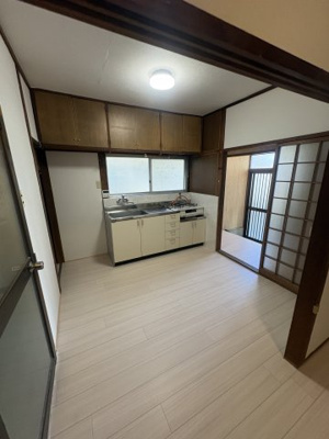 【居間・リビング】 | 西中島一戸建（東棟）