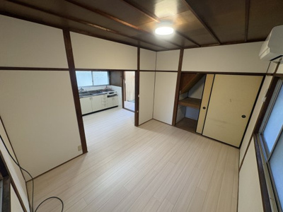 【居間・リビング】 | 西中島一戸建（東棟）