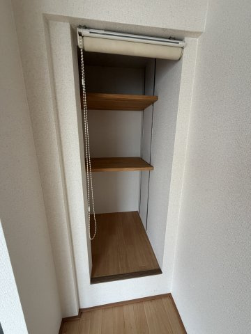 前原町貸家の収納