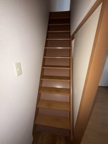 前原町貸家の収納
