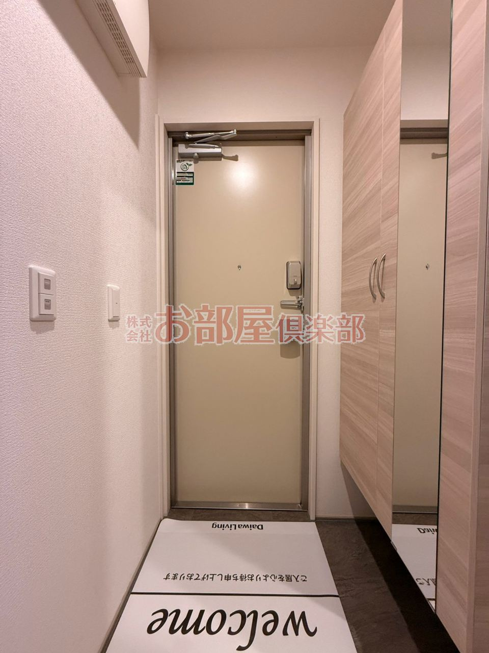グランデシェチオ千本杉Ⅱの玄関|落ち着いた玄関です