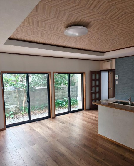 伏見区桃山町伊庭の居間・リビング