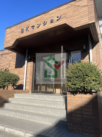 SKマンションのエントランス