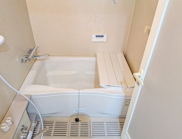 センチュリーめじろ台の浴室|～のびのびくつろげるバスルーム　１日の締めくくりに癒やしのバスタイムを～