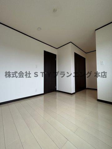 仲介手数料0円！スクエア松本の洋室