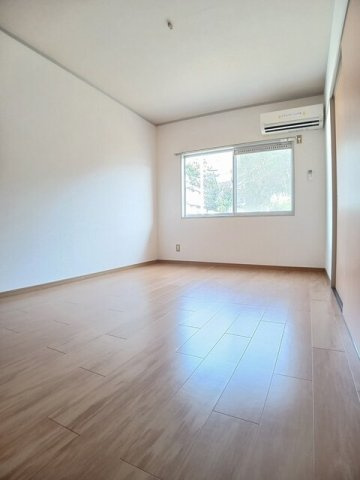 エルディムチェリーの内装