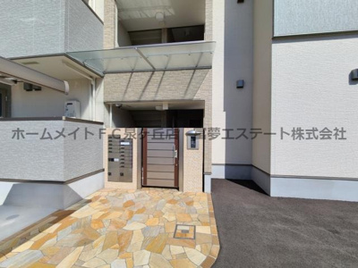 【エントランス】 | リヴェール助松
