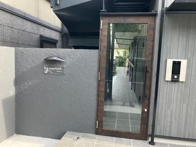 ｍａｉｓｏｎ　ｌａ　ｆｏｒｅｔのエントランス