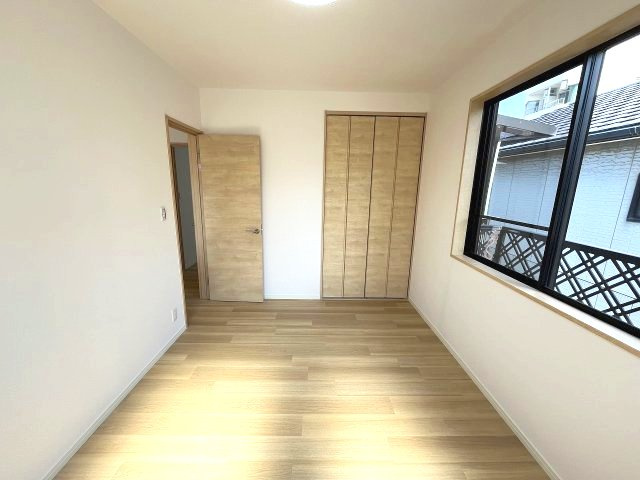 南区呼続一丁目　売戸建の収納|各居室に収納確保！
