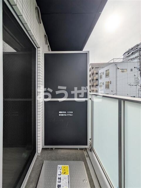 ジェノヴィア阪東橋スカイガーデンのバルコニー