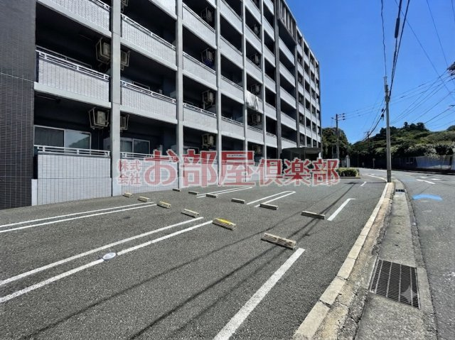 Aletta合川町の駐車場|カースペースがあります