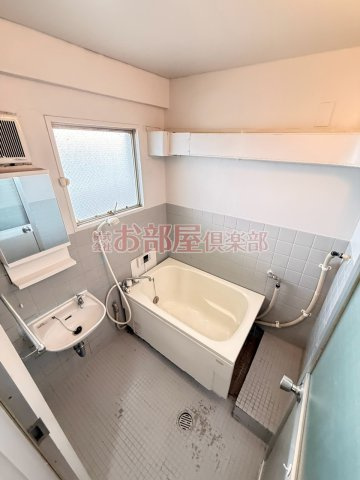 ベアーズマンションの浴室|コンパクトで使いやすいお風呂です