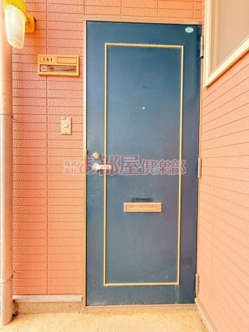 エコール荒木の玄関|明るい玄関です
