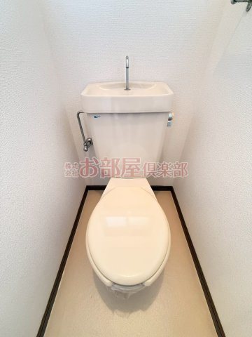 エコール荒木のトイレ|落ち着いたトイレです