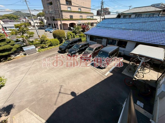 アゼリアコートの駐車場|カースペースがあります