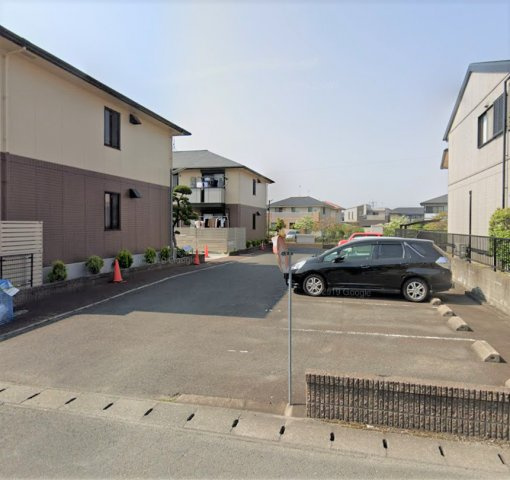 カーサ藤光の駐車場