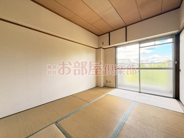 光風ハイツの和室|フローリングだけでなく、和室もあります