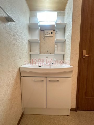 M・N・R・KOKUBUの洗面所|忙しい朝には欠かせない洗面所です