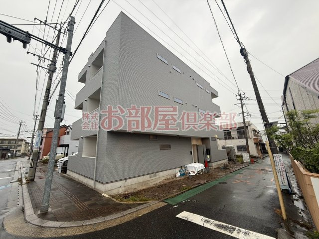 TRIOVE JR久留米アクシスの外観