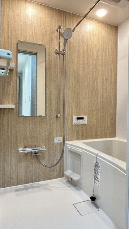 TRIOVE JR久留米アクシスの浴室|コンパクトで使いやすいお風呂です