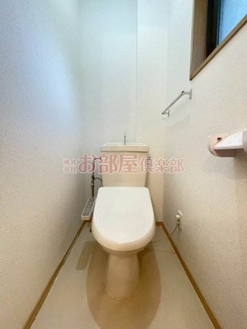 メルクルメBのトイレ|落ち着いたトイレです