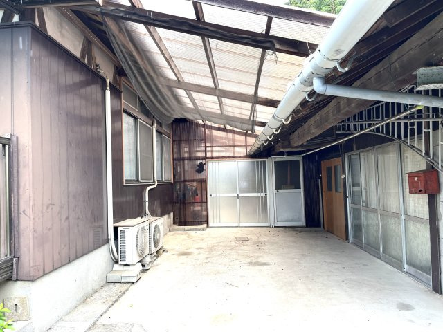 【庭】 | 万倉小学校に通える　農地付き中古住宅　宇部市西万倉 | お庭も活用できます