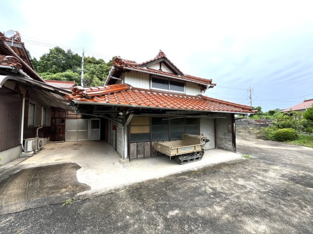 【収納】 | 万倉小学校に通える　農地付き中古住宅　宇部市西万倉 | 納屋です