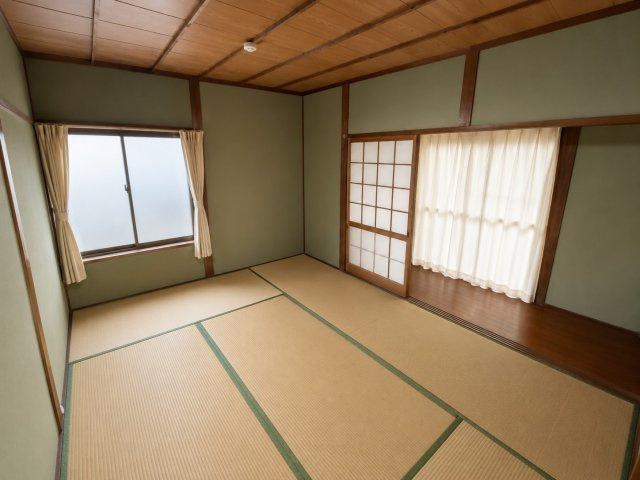 【和室】 | 万倉小学校に通える　農地付き中古住宅　宇部市西万倉 | 写真加工で家具を消しています